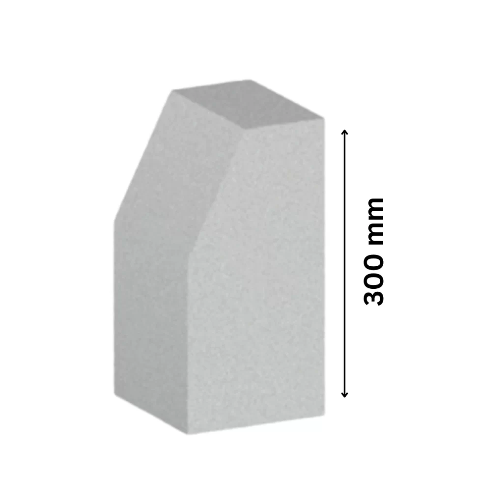 Concrete kerb with 300 mm height